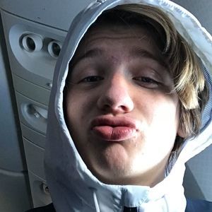 Meet your Posher, Cole